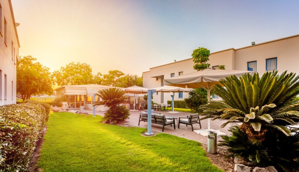 Patio Garden | Nof Tavor Hotel